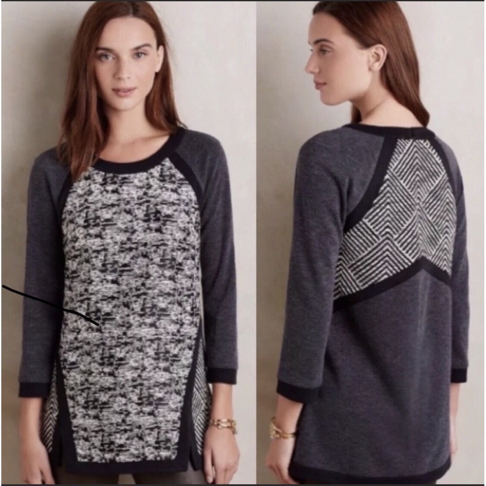 Harlyn Anthropologie Mixed Media Tunic Top Gray Black White Chevron Tweed Small